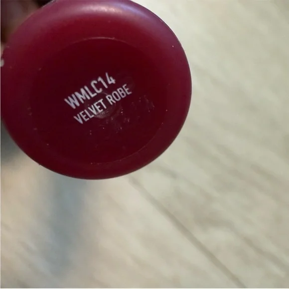 New 3 pack of NYX smooth whip Matte Lip  cream velvet robe - Picture 9 of 9